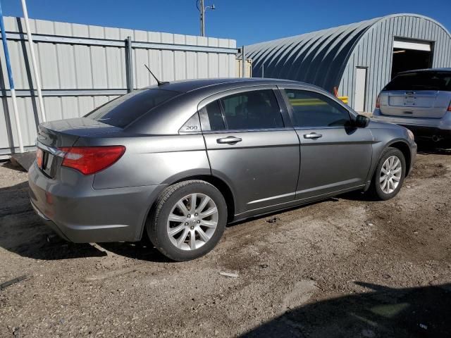 2013 Chrysler 200 Touring