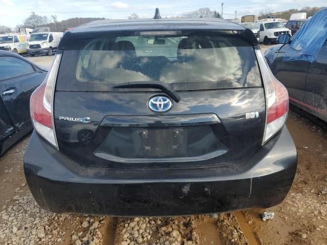 2016 Toyota Prius C