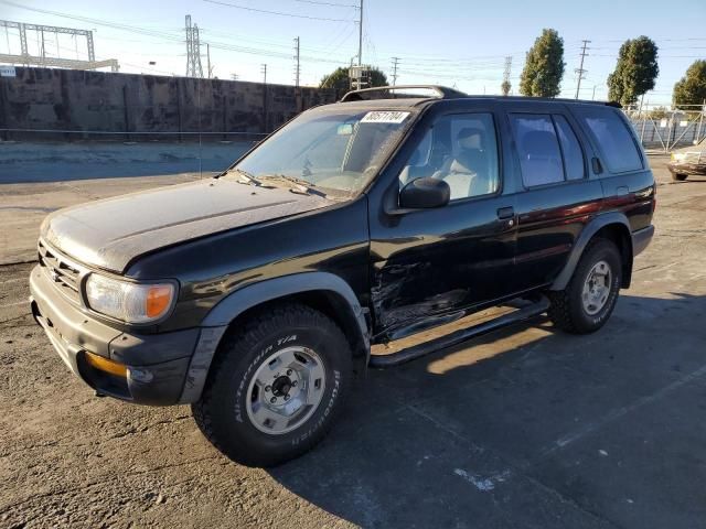 1997 Nissan Pathfinder LE