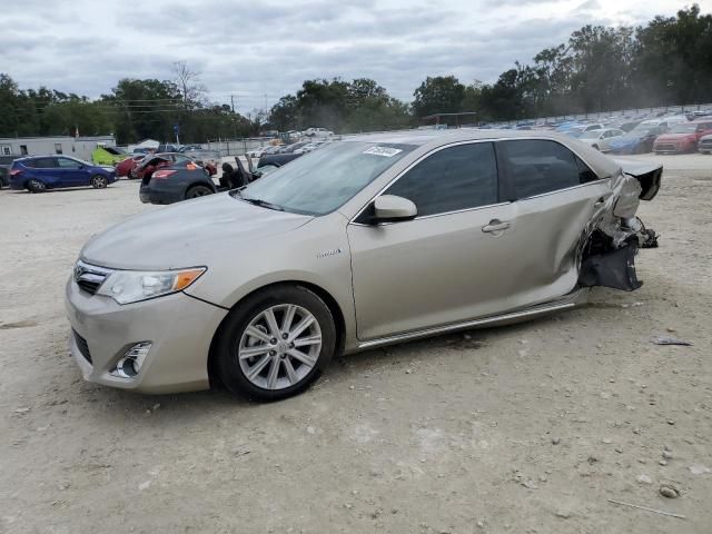 2014 Toyota Camry Hybrid