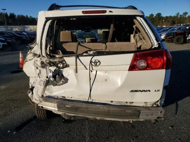 2009 Toyota Sienna CE