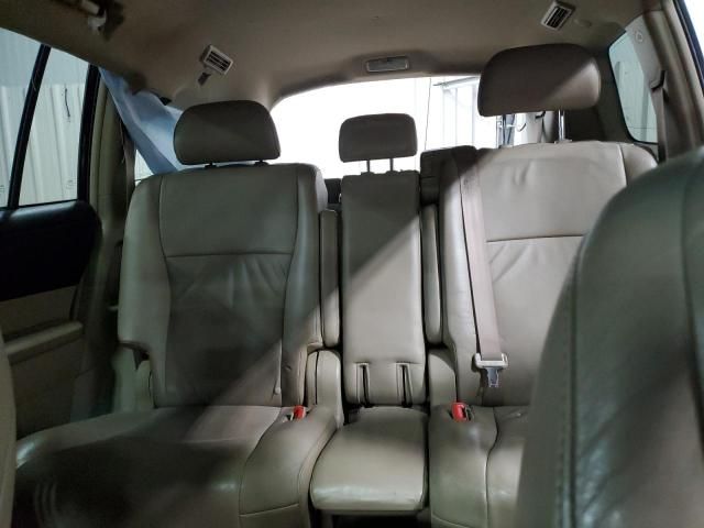 2011 Toyota Highlander Base