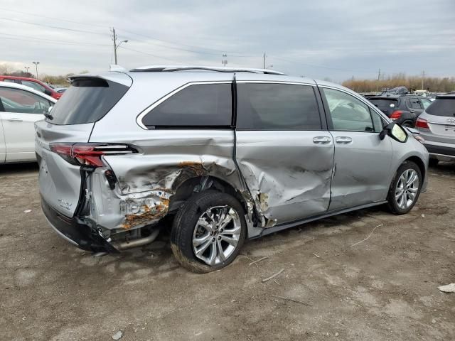 2022 Toyota Sienna Limited