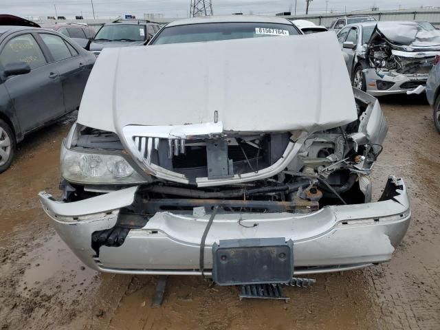 2009 Lincoln Town Car Signature Limited