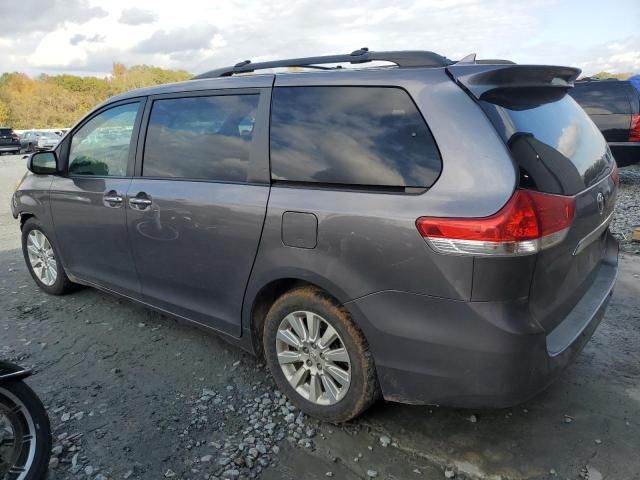 2011 Toyota Sienna XLE