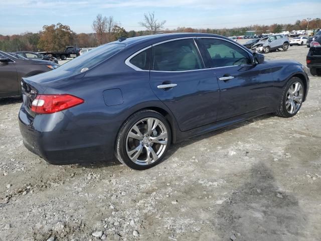 2011 Infiniti M56