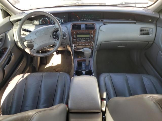 2001 Toyota Avalon XL