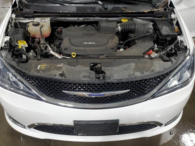 2019 Chrysler Pacifica Touring L Plus