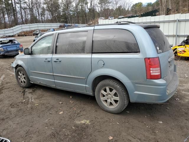 2010 Chrysler Town & Country Touring