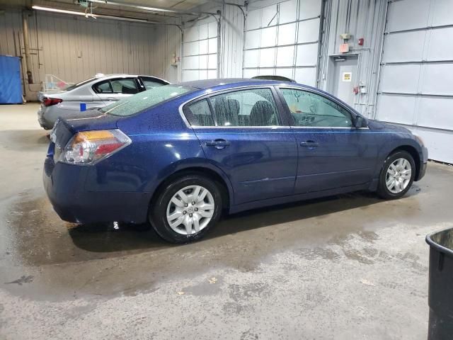 2010 Nissan Altima Base