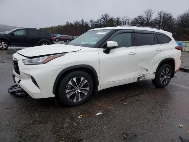 2020 Toyota Highlander XLE