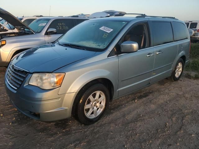 2010 Chrysler Town & Country Touring