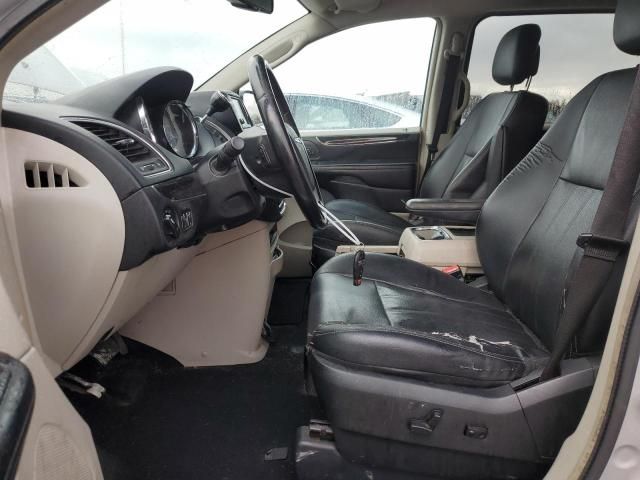 2012 Chrysler Town & Country Touring