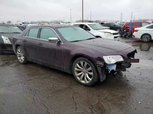 2020 Chrysler 300 Touring