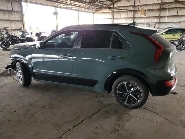 2023 KIA Niro SX