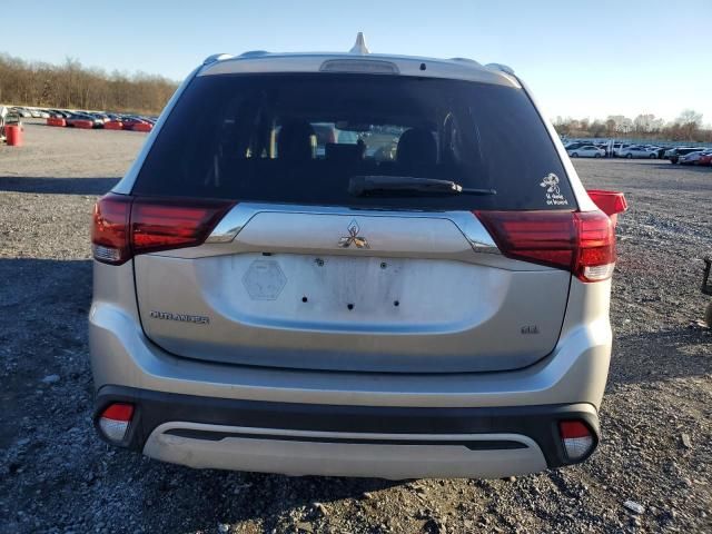 2020 Mitsubishi Outlander SE