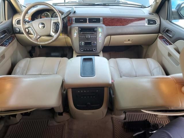 2010 GMC Yukon XL K1500 SLT