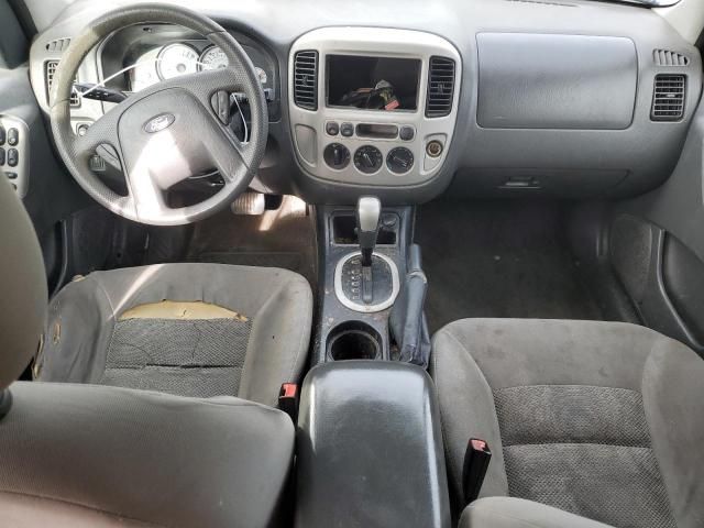 2005 Ford Escape XLT