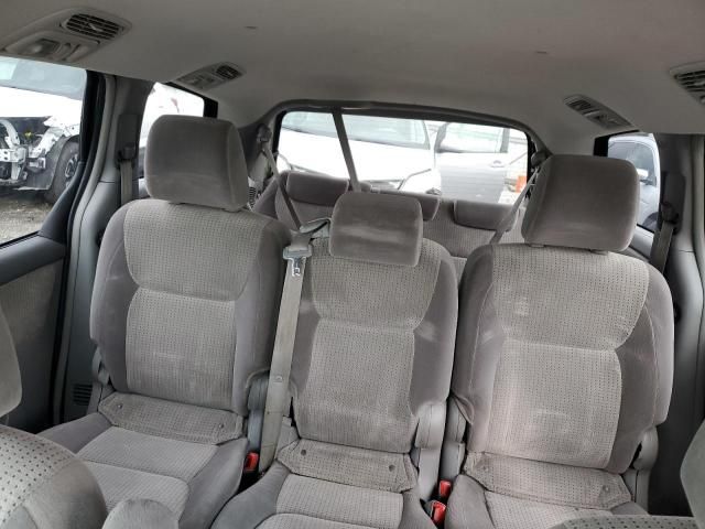 2009 Toyota Sienna CE