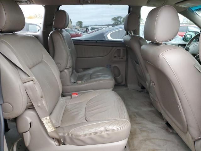 2008 Toyota Sienna XLE