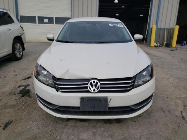 2015 Volkswagen Passat S