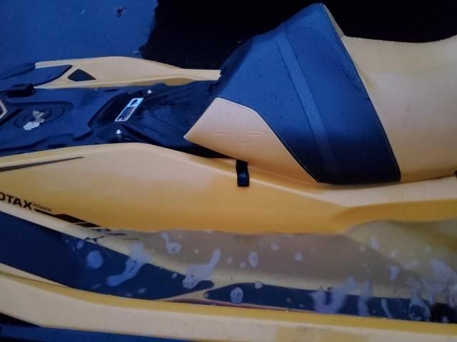 2022 Seadoo GTX 300