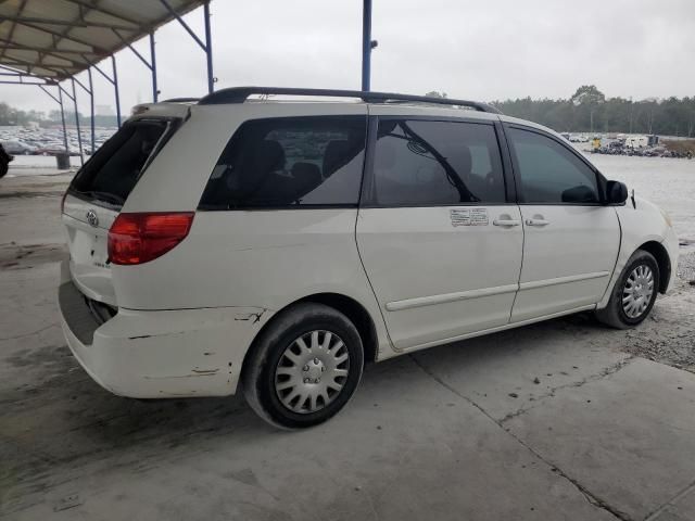 2009 Toyota Sienna CE