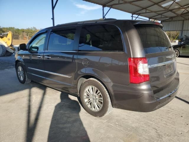 2014 Chrysler Town & Country Touring L