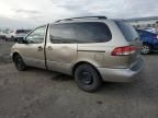 2002 Toyota Sienna LE