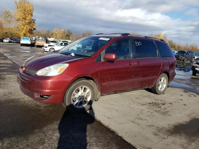 2004 Toyota Sienna XLE