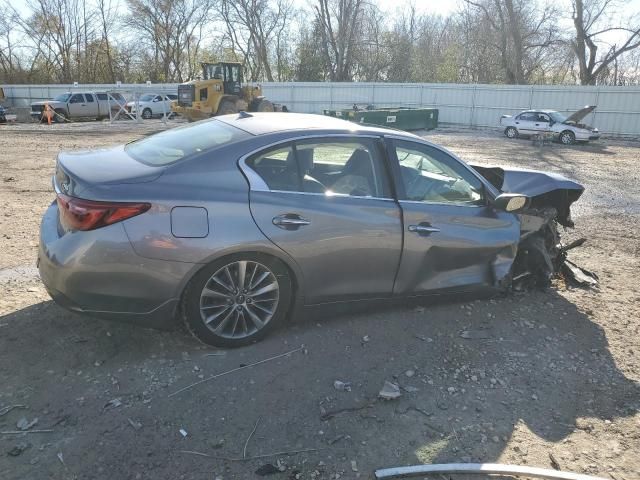 2018 Infiniti Q50 Luxe