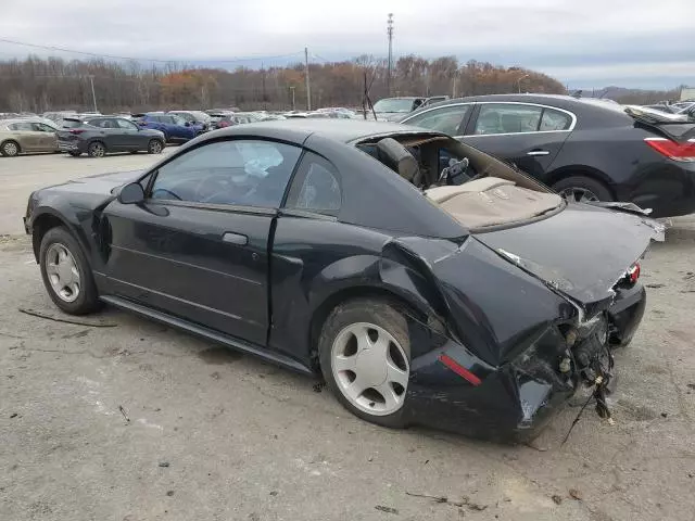 2000 Ford Mustang