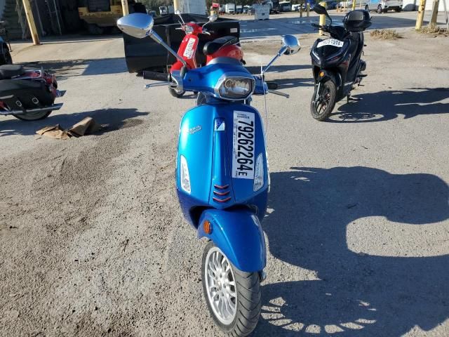 2016 Vespa Primavera 50 4V IE