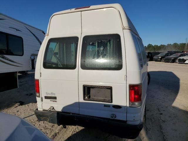 2014 Ford Econoline E350 Super Duty Wagon