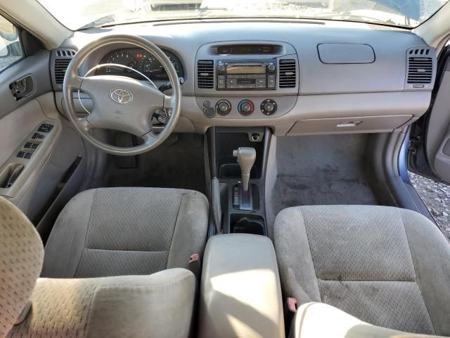 2004 Toyota Camry LE