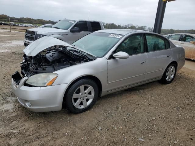 2002 Nissan Altima Base