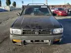 1997 Nissan Pathfinder LE