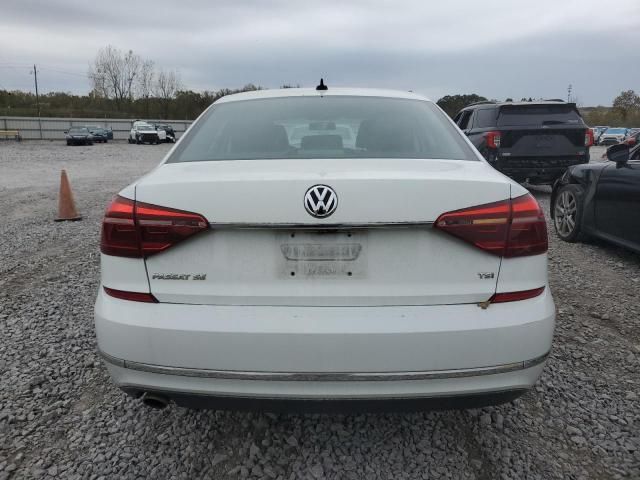 2017 Volkswagen Passat SE