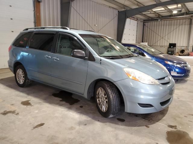 2007 Toyota Sienna LE