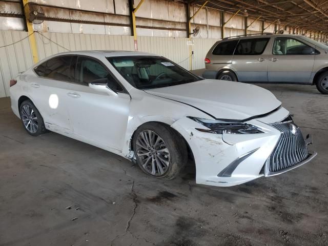 2021 Lexus ES 300H