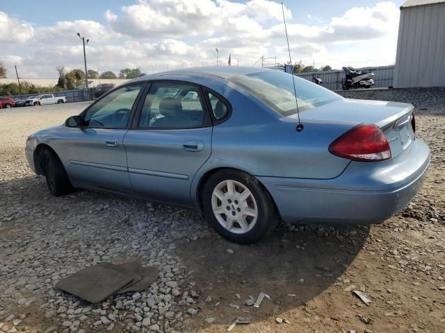 2005 Ford Taurus SE