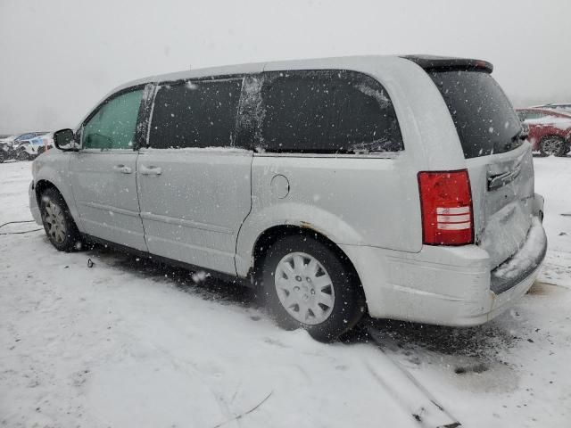 2009 Chrysler Town & Country LX