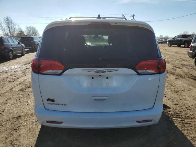 2021 Chrysler Voyager LXI