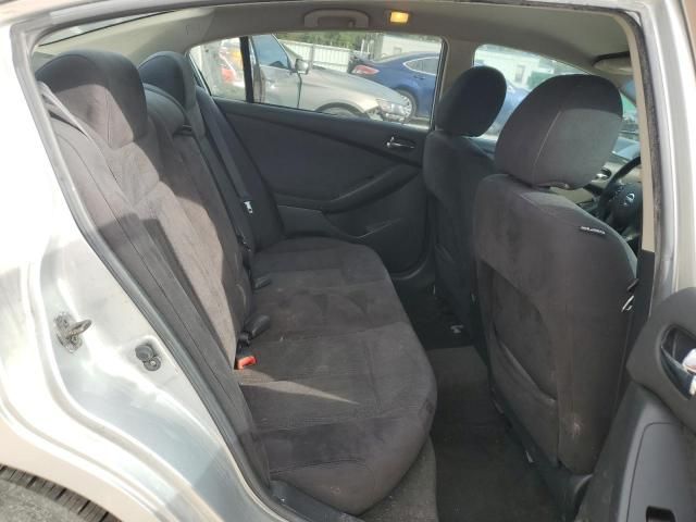 2010 Nissan Altima Base