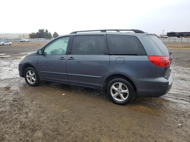 2006 Toyota Sienna CE