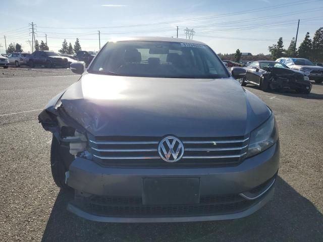 2015 Volkswagen Passat S