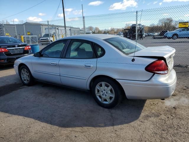 2006 Ford Taurus SE