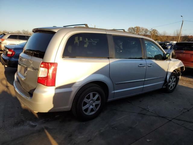 2012 Chrysler Town & Country Touring