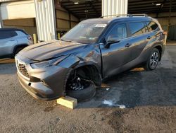 Toyota Highlander salvage cars for sale: 2024 Toyota Highlander Hybrid XLE