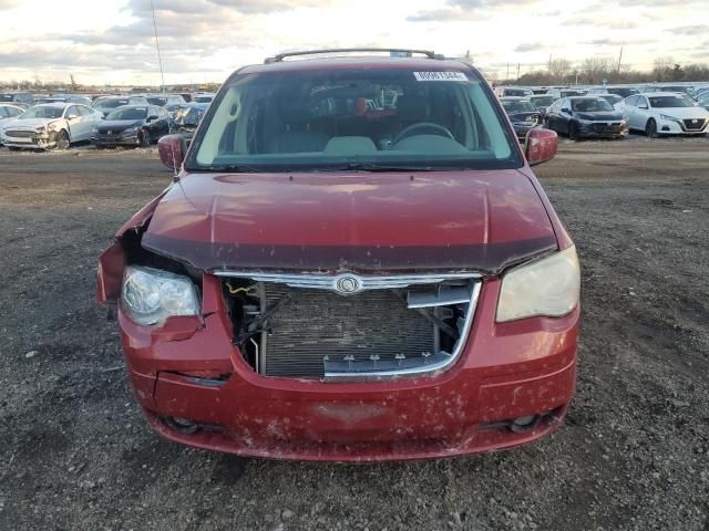 2009 Chrysler Town & Country Touring